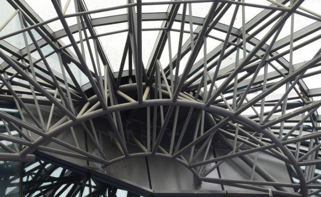 锡林格勒盟论现代建筑采取钢结构装配的主要优势以及使用
